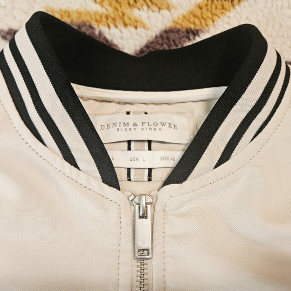 Ricky Singh Men's Denim Flower Bomber Oxford Jacket Lightweight White Size L - Picture 2 of 6